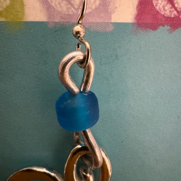 Basic Spirit Dangle Earrings - Picture 9 of 9